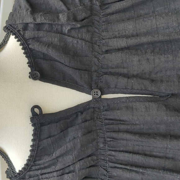 NWT Max Studio Black Blouse Ruffle Sleeves - Picture 2 of 8